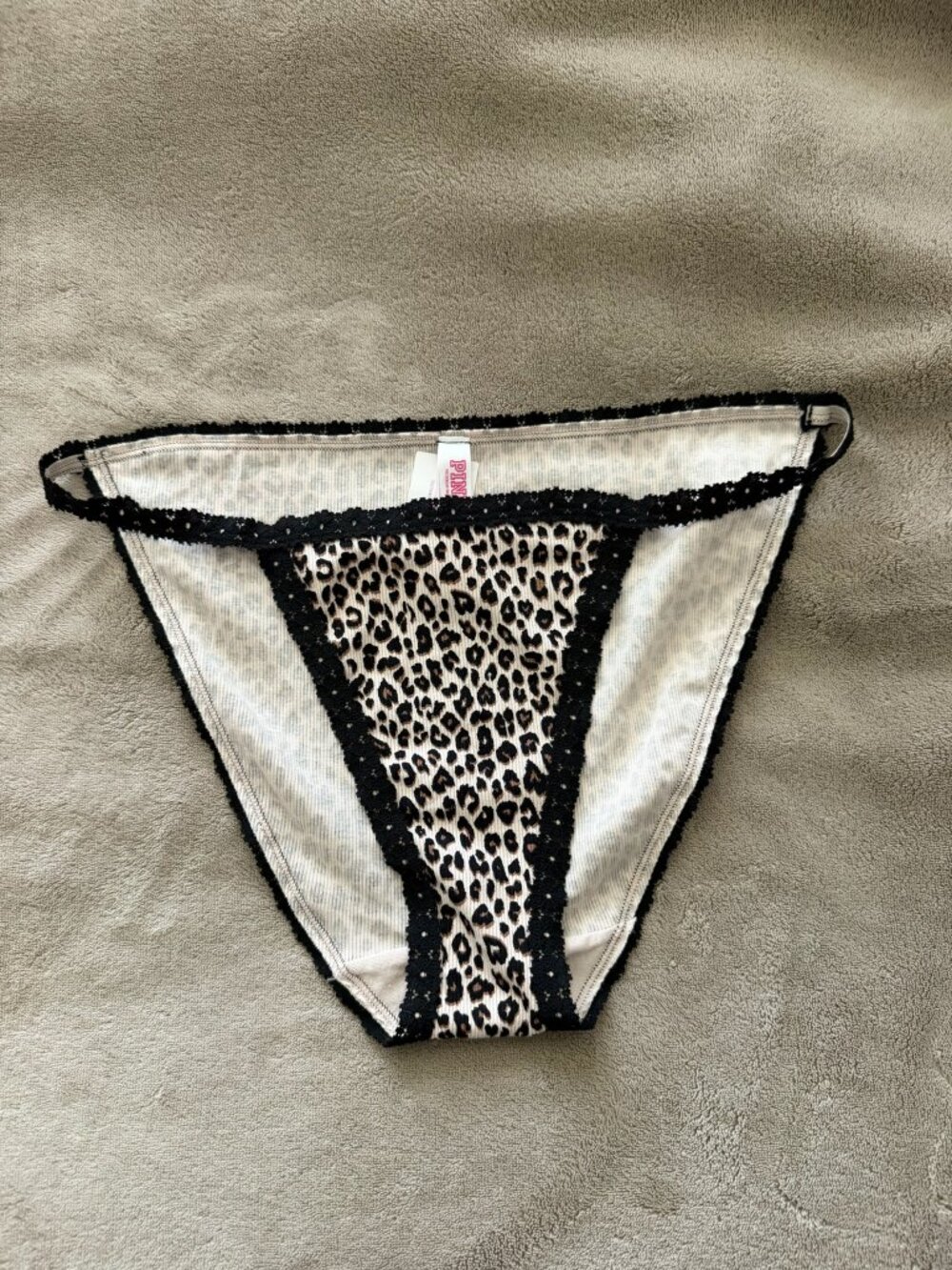 Sexy and Stylish vibrant cotton lace trim bikini/cheeky panties, size M